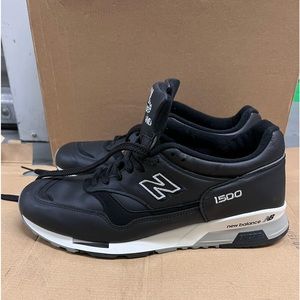 New Balance made in England men’s sneakers black size 10.5